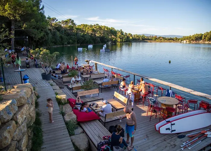 Au Point Du Jour - Gites Carcassonne, Lac De La Cavayere